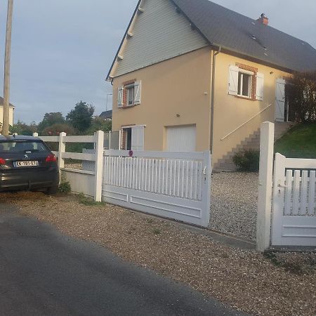 Les Lupins Bed & Breakfast Етрета Екстериор снимка