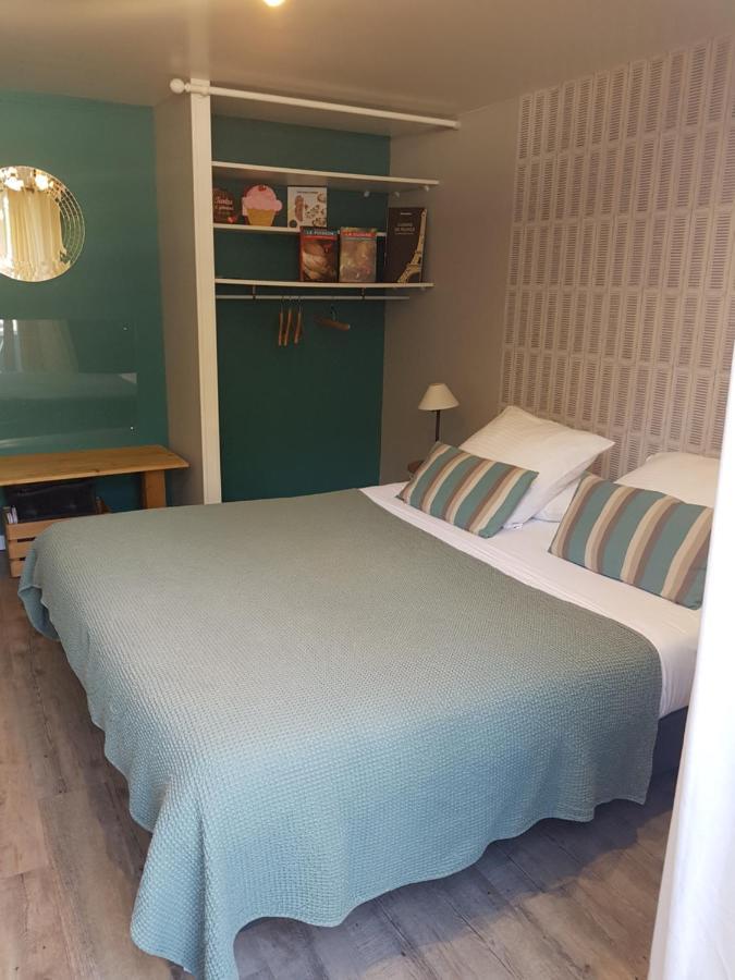 Les Lupins Bed & Breakfast Етрета Екстериор снимка